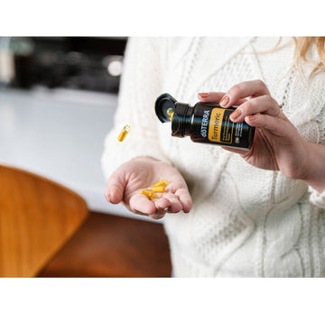 turmericcapsules lifestyle 975x642 eu v2